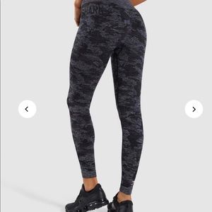 Gymshark Camo Seamless Black